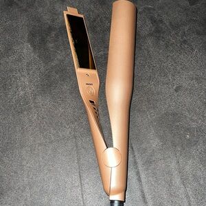 Twist straightening iron